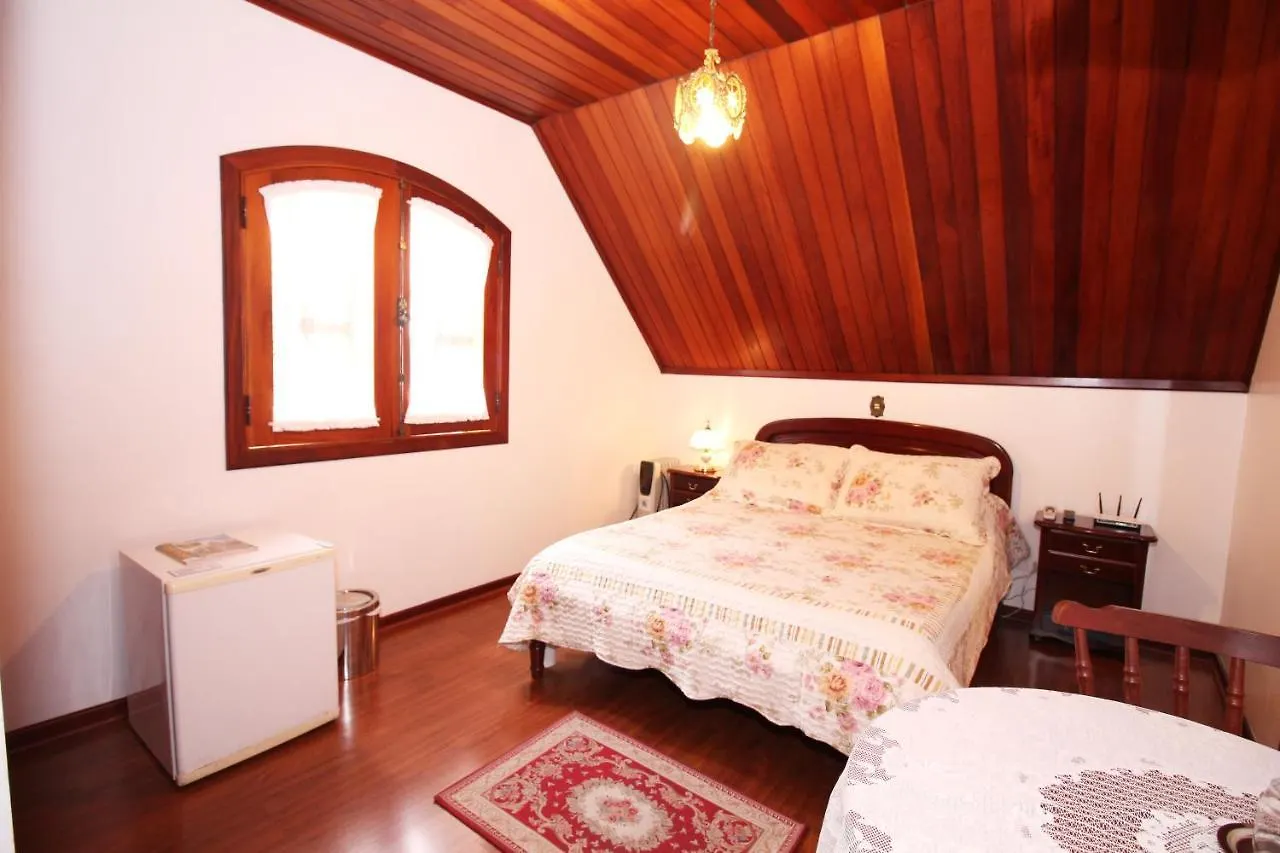 Pousada Recanto Paulista Campos do Jordao Inn